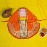 Karveer Nivasini Mahalaxmi Devi Face Poshak – Traditional Goddess Dress for Puja & Temple Decoration | Ambabai Style Poshak for Idol & Kalash (7 Inches Poshak) (करवीर निवासिनी महालक्ष्मी देवी फेस पोशाख - पूजेसाठी आणि मंदिर डेकोरेशन साठी ट्रेडिशनल मध्ये देवीच्या मूर्तीचा ड्रेस ) - Image 8