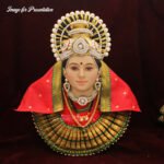 Aishwarya Mahalaxmi Devi Face for Puja Handcrafted Goddess Face with Pearl Work Ideal for Margashish Puja, Navratri & Daily Worship ((Devi Mukh Height is: 9.5 Inch) (पूजेसाठी ऐश्वर्य महालक्ष्मी देवीचा चेहरा – मोतीकाम असलेला देवीचा हस्तनिर्मित चेहरा; मार्गशीर्ष पूजेसाठी अत्यंत उपयुक्त.) - Image 6
