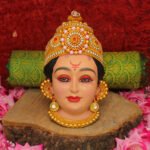 Dhanshri Mahalakshmi Varalakshmi Devi Faceधनश्री महालक्ष्मी वरलक्ष्मी देवी फेस / श्री धनश्री महालक्ष्मी वरलक्ष्मी देवी मुखवटा – Handcrafted Decorative Idol for Pooja & Festivals (Devi Mukh Height is: 6.5 Inch) - Image 2