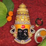 Haldi Madvat Look Ambabai Devi Face | हळदी-मडवट लुक अंबाबाई देवी मुखवटा | Kolhapuri Traditional Mukhota Temple Style Kolhapuri Handcrafted Devi Face Karveer Nivasini Ambabai Devi Mukhavata (Devi Mukh Height is: 11.5 Inch)
